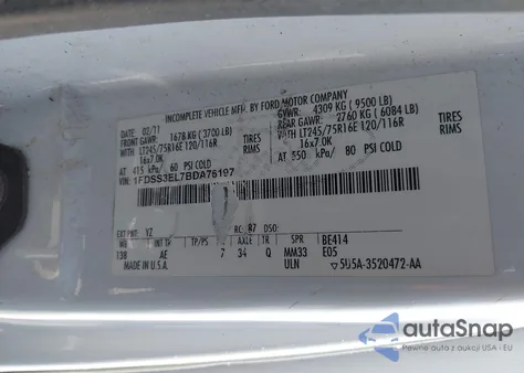 2011 Ford E-350 Super Duty Commercial z USA, uszkodzony, nr VIN 1FDSS3EL7BDA76197